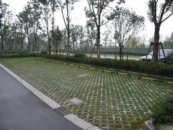 停車(chē)場(chǎng)草坪磚.jpg
